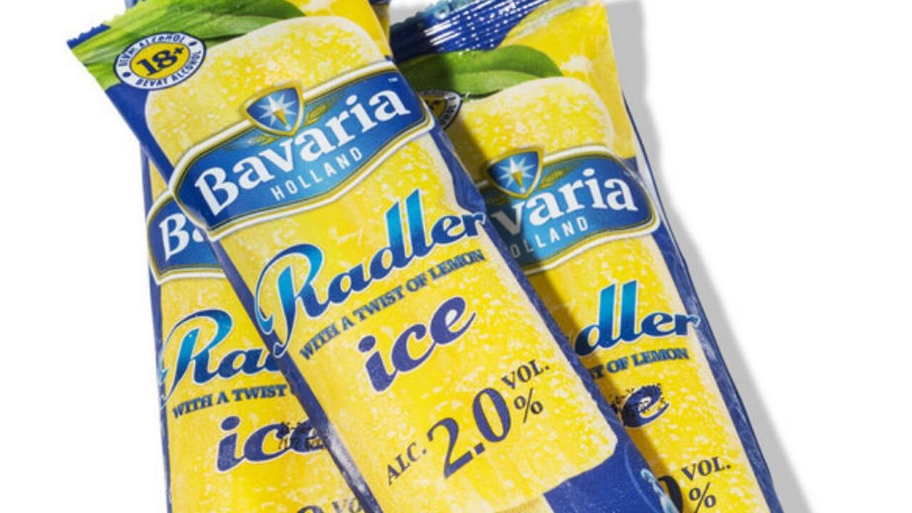 Illustratie voor: Radler-ijs: verfrissend bier op een stokje