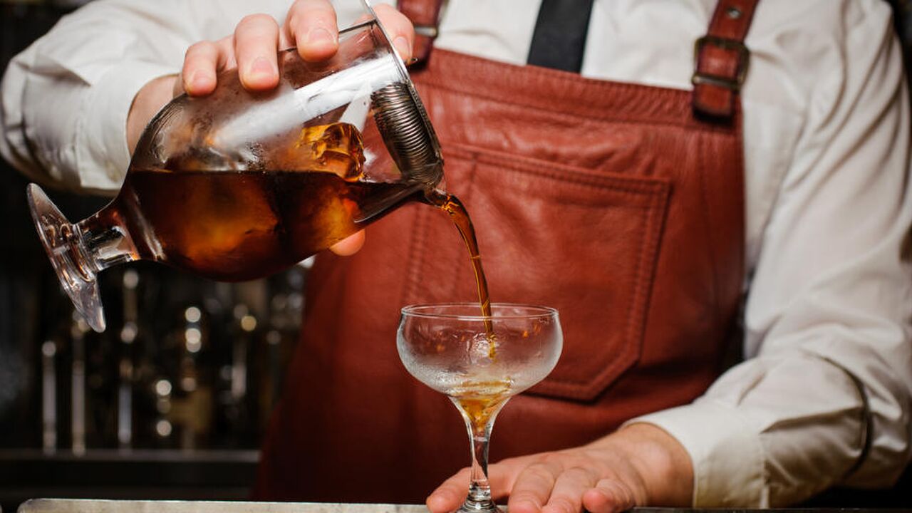 Illustratie voor: 3 heerlijke, klassieke whisky cocktails