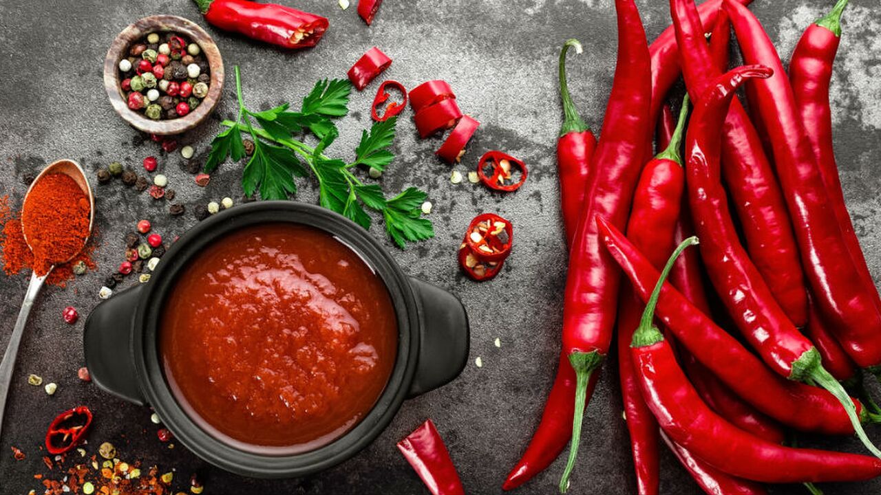 Illustratie voor: Deze sauzen zijn een must have voor elke hot sauce liefhebber