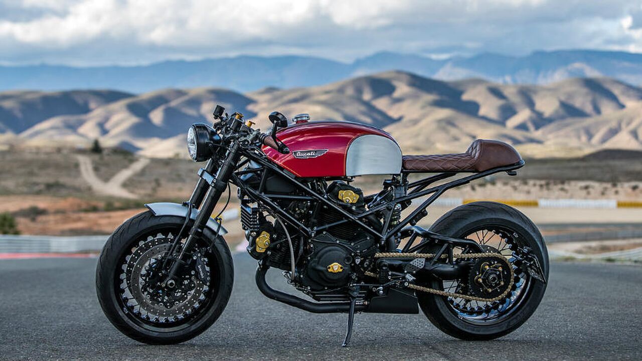 Illustratie voor: Deze custom Ducati Cafe Racer is een waar monster