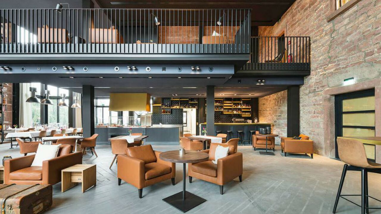 Illustratie voor: Duitse gevangenis omgetoverd tot een stijlvol hotel