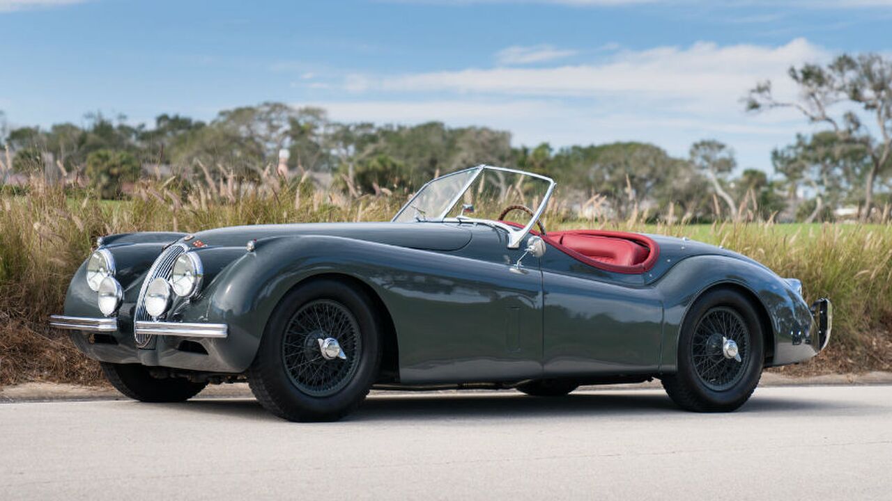 Jaguar XK120 MAN MAN