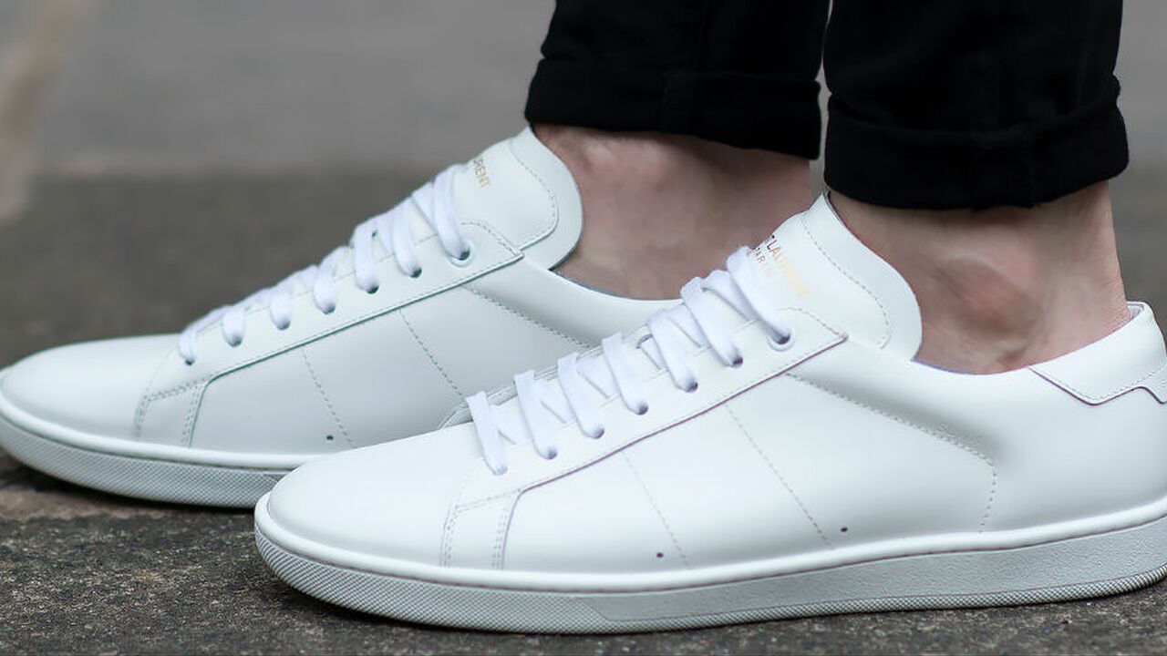 Illustratie voor: How to: sneakers matchen met je outfit