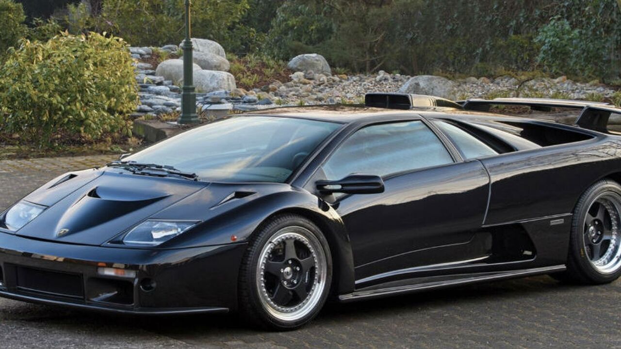 Illustratie voor: Deze unieke Lamborghini Diablo GT is haastig op zoek naar nieuw onderkomen