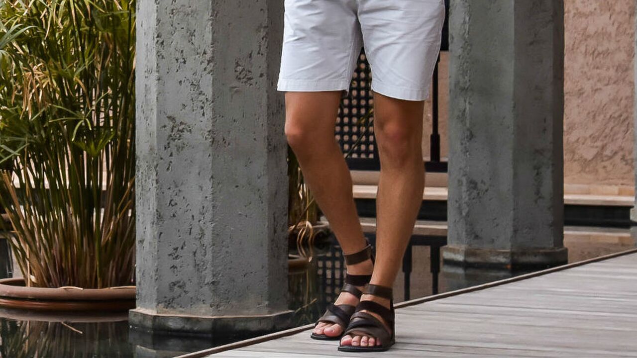 Illustratie voor: Dit zijn de populairste slippers en sandalen van vandaag de dag