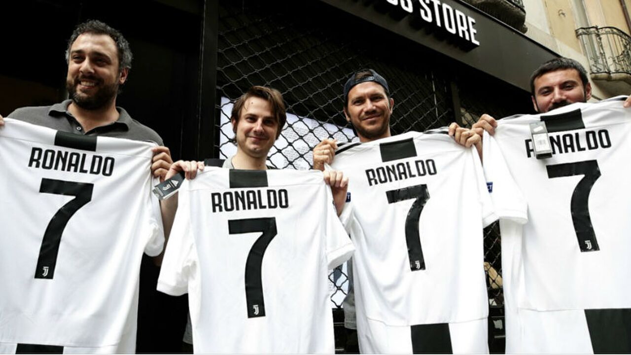 ronaldo shirt juventus MAN MAN