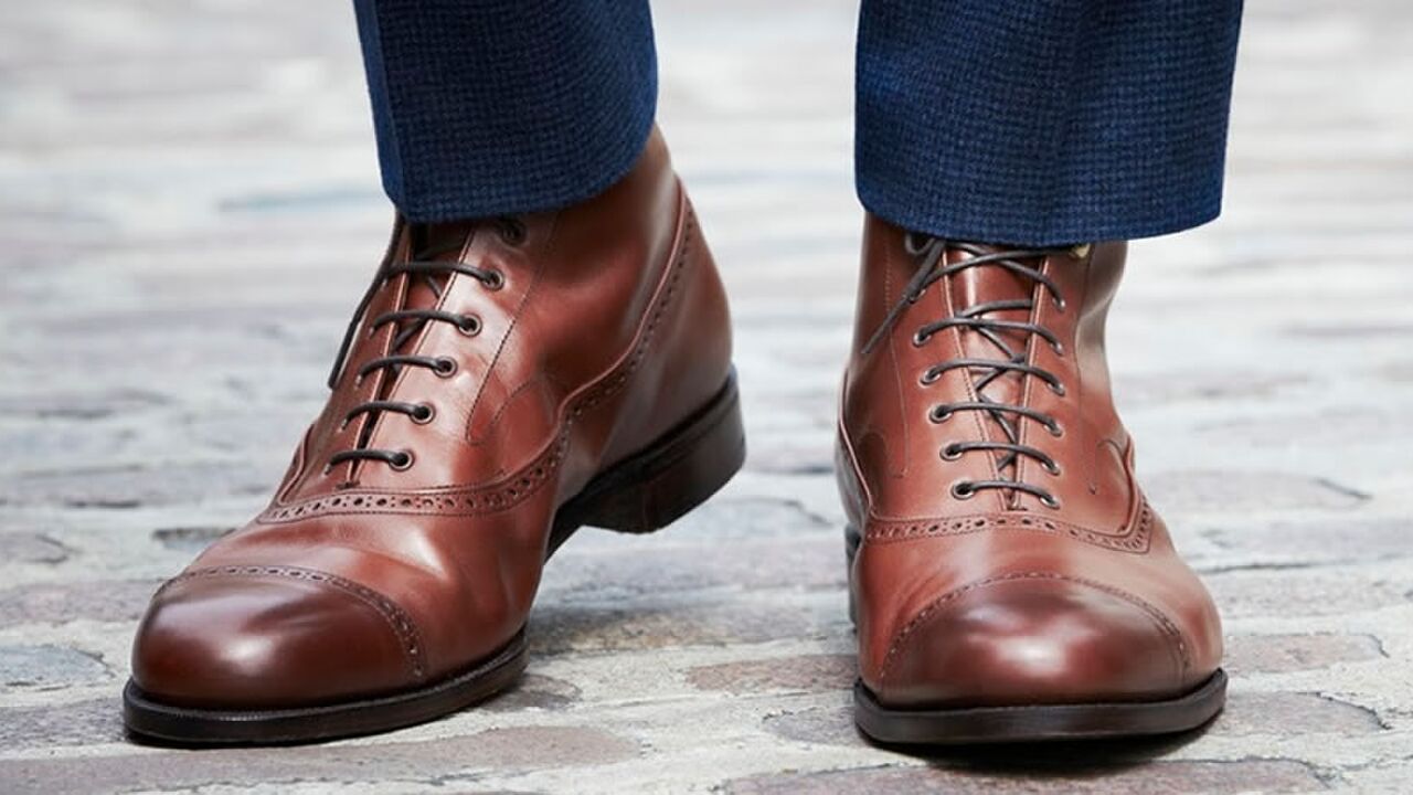 Leren schoenen poetsen schoonmaken MAN MAN