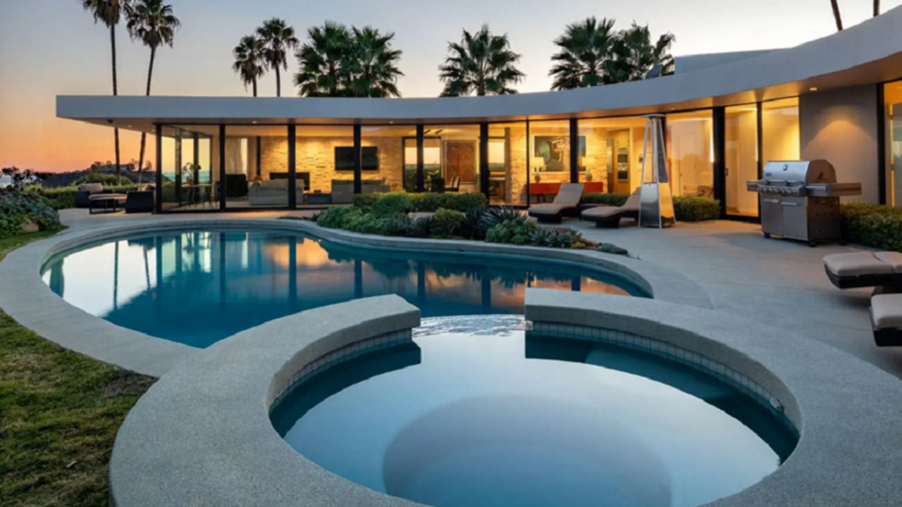 Elon Musk villa MAN MAN