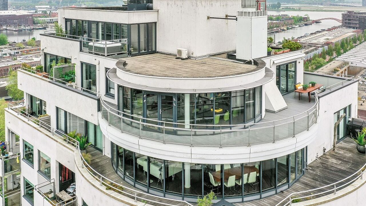 luxe penthouse