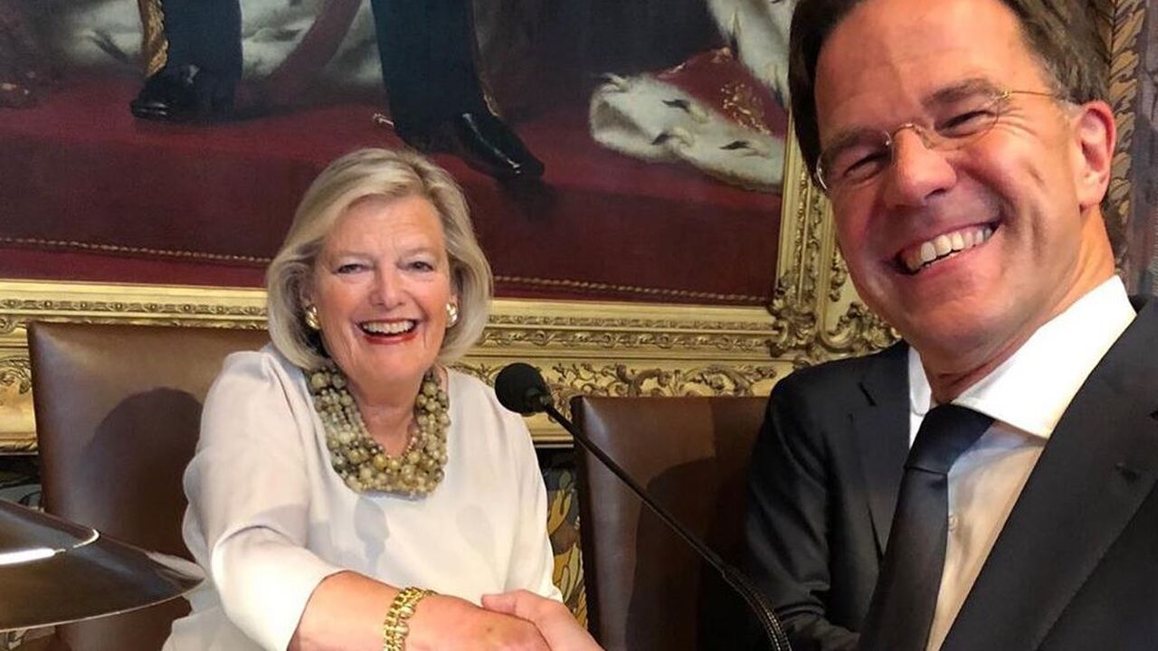 salaris minister-president Nederland Mark Rutte