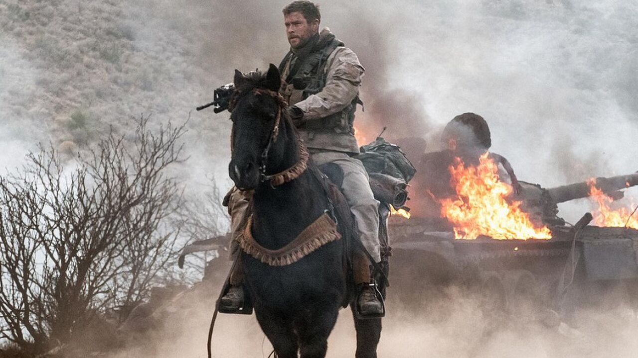 Illustratie voor: 12 Strong is een waargebeurde oorlogsfilm met Chris Hemsworth