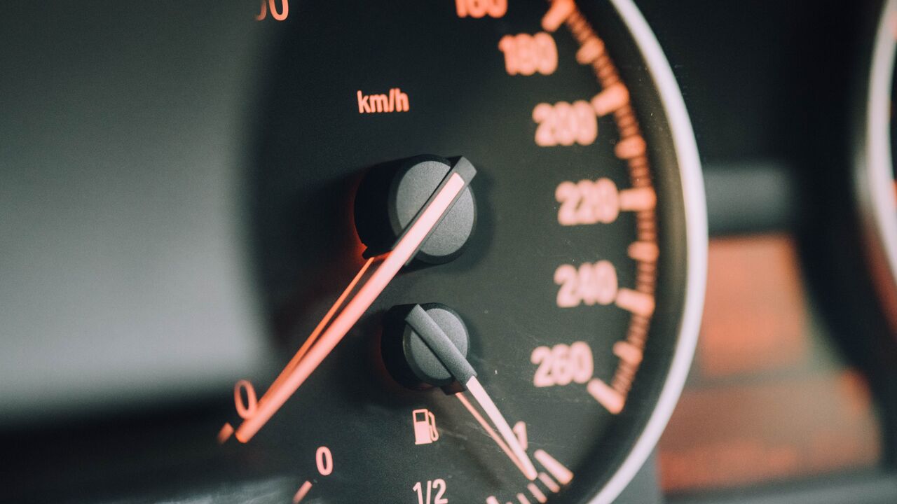 hoe ver rijden met lege tank