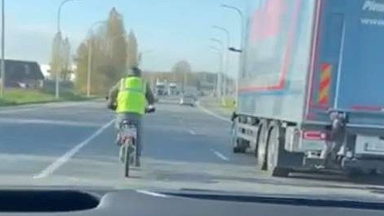 e-bike op de snelweg