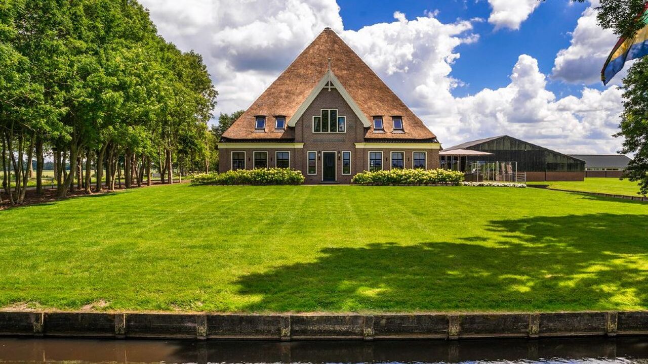 miljoenenwoonboerderij