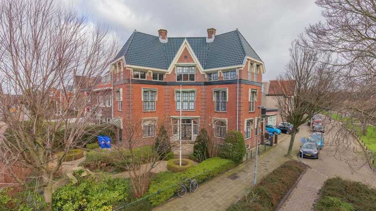 Armin van Buuren verhuurt dit monumentale pand -2