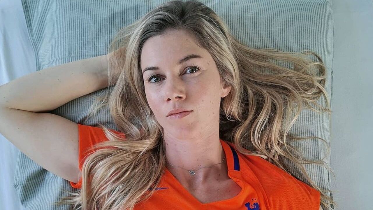 salaris Anouk Hoogendijk Oranje