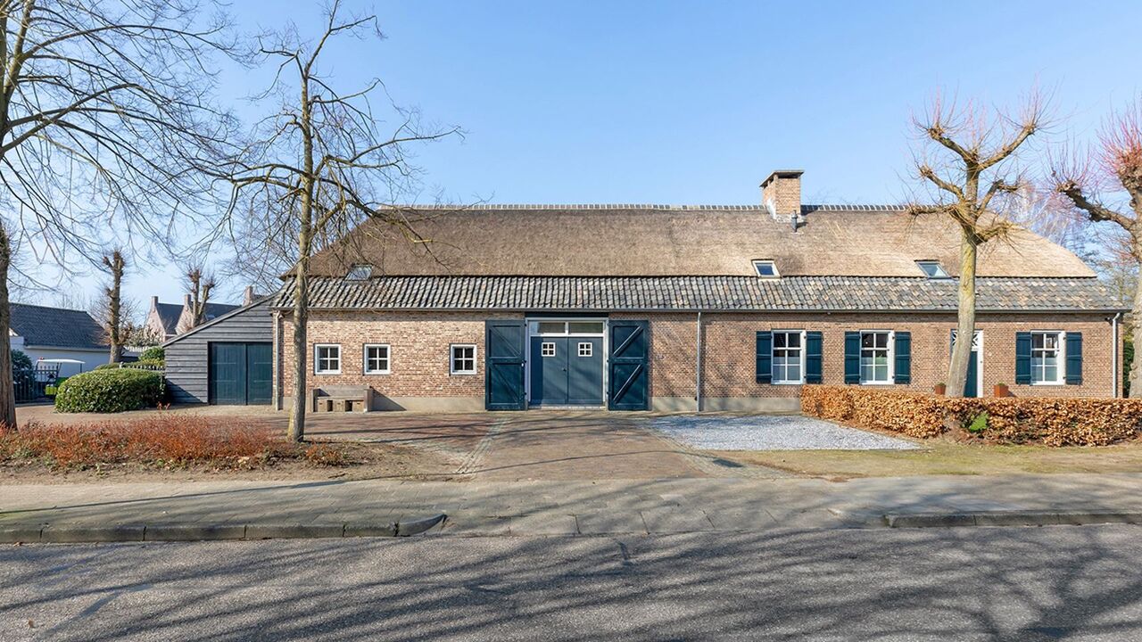 funda koop woonboerderij heeze (1)
