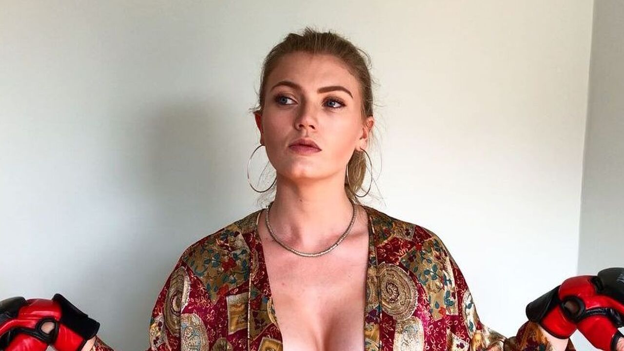ella loudon Dochter Daniel Craig Bond Girl