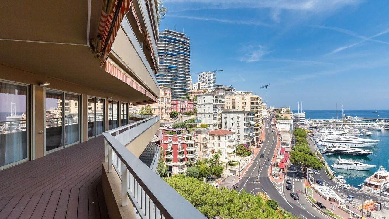 Illustratie voor: Dit penthouse met uitzicht op Circuit Monaco staat nu te koop