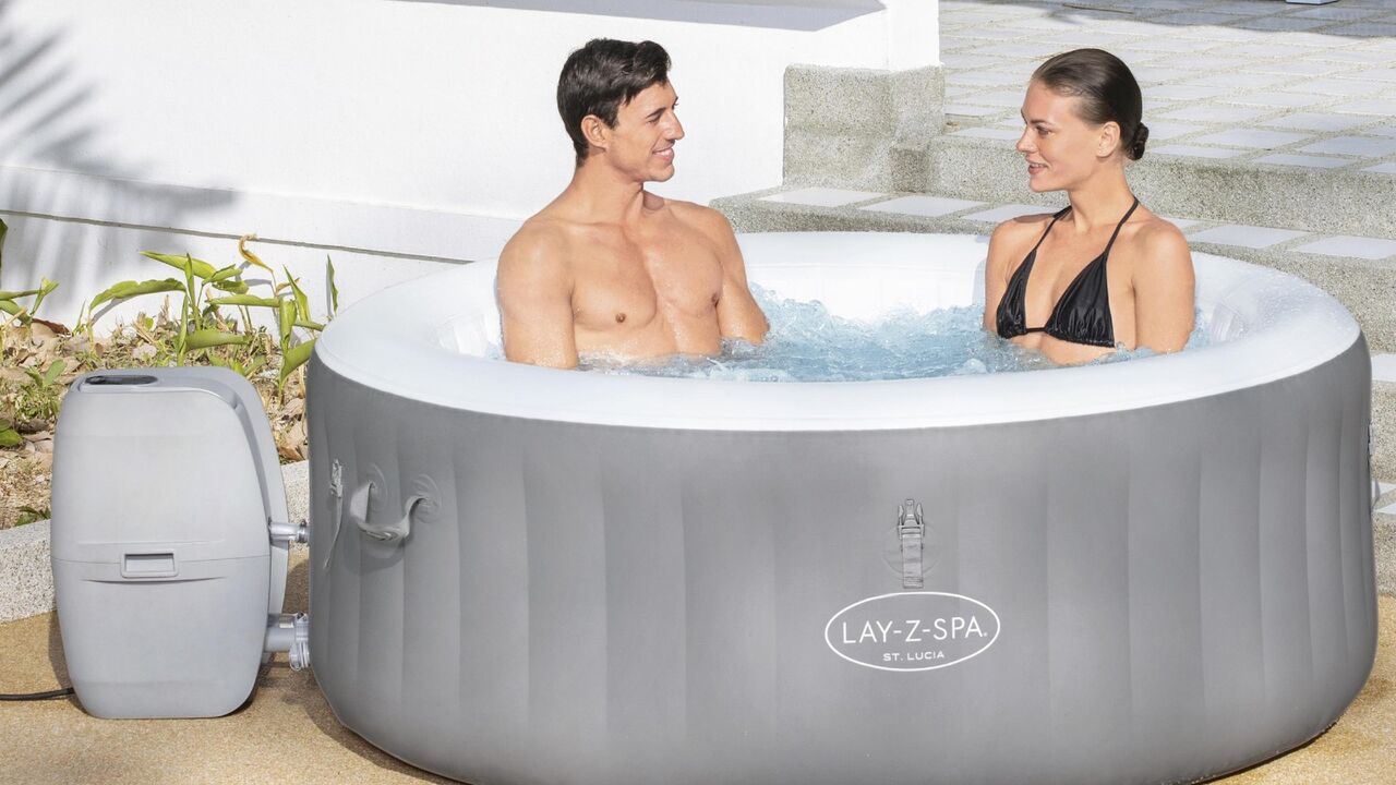 lay z spa aldi jacuzzi (1)