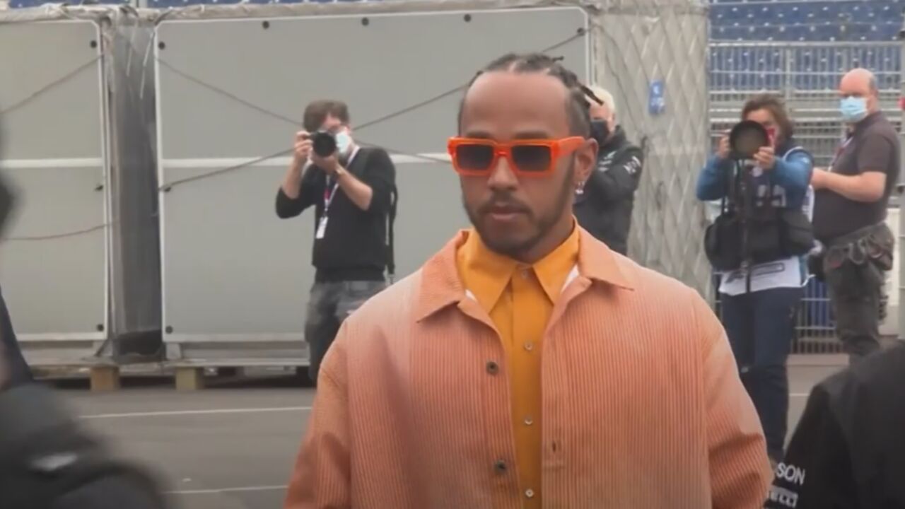 opvallende outfits lewis hamilton