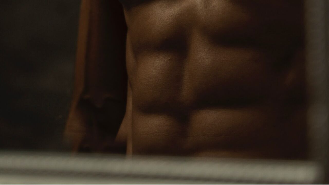 sixpack oefeningen buikspieren
