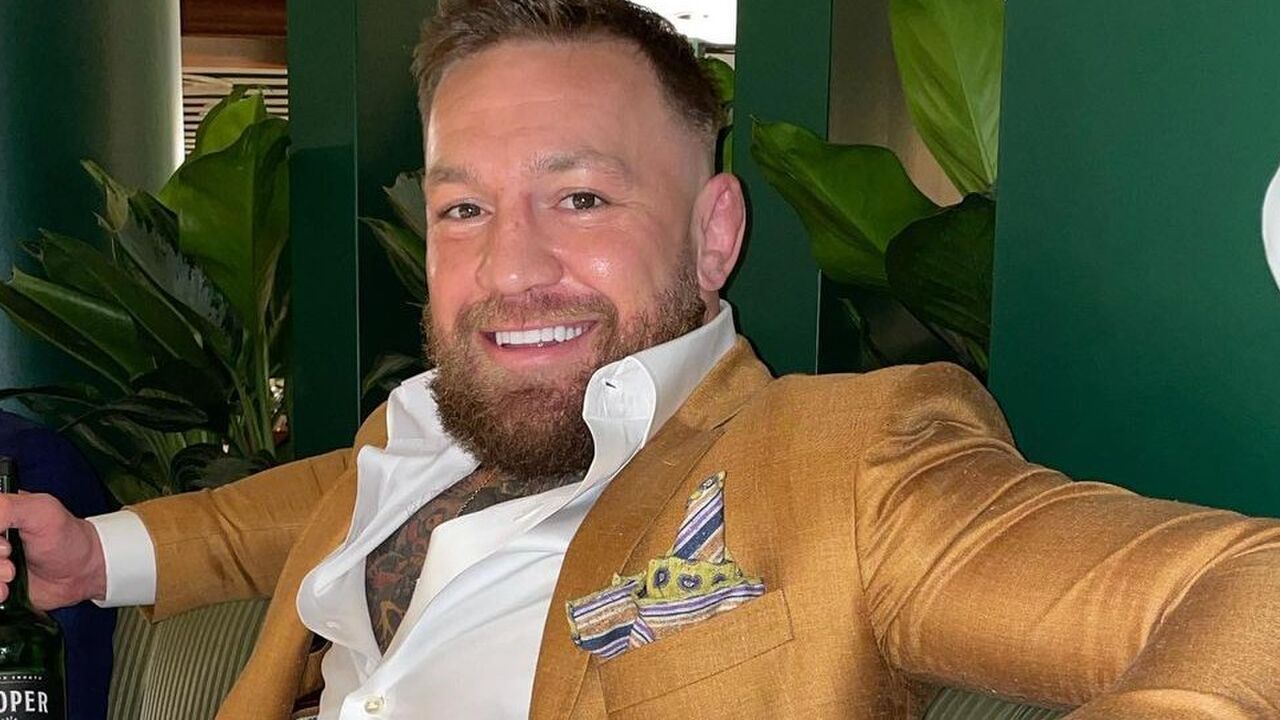Illustratie voor: Conor McGregor laat zijn jaloersmakende ondergrondse drankkast zien