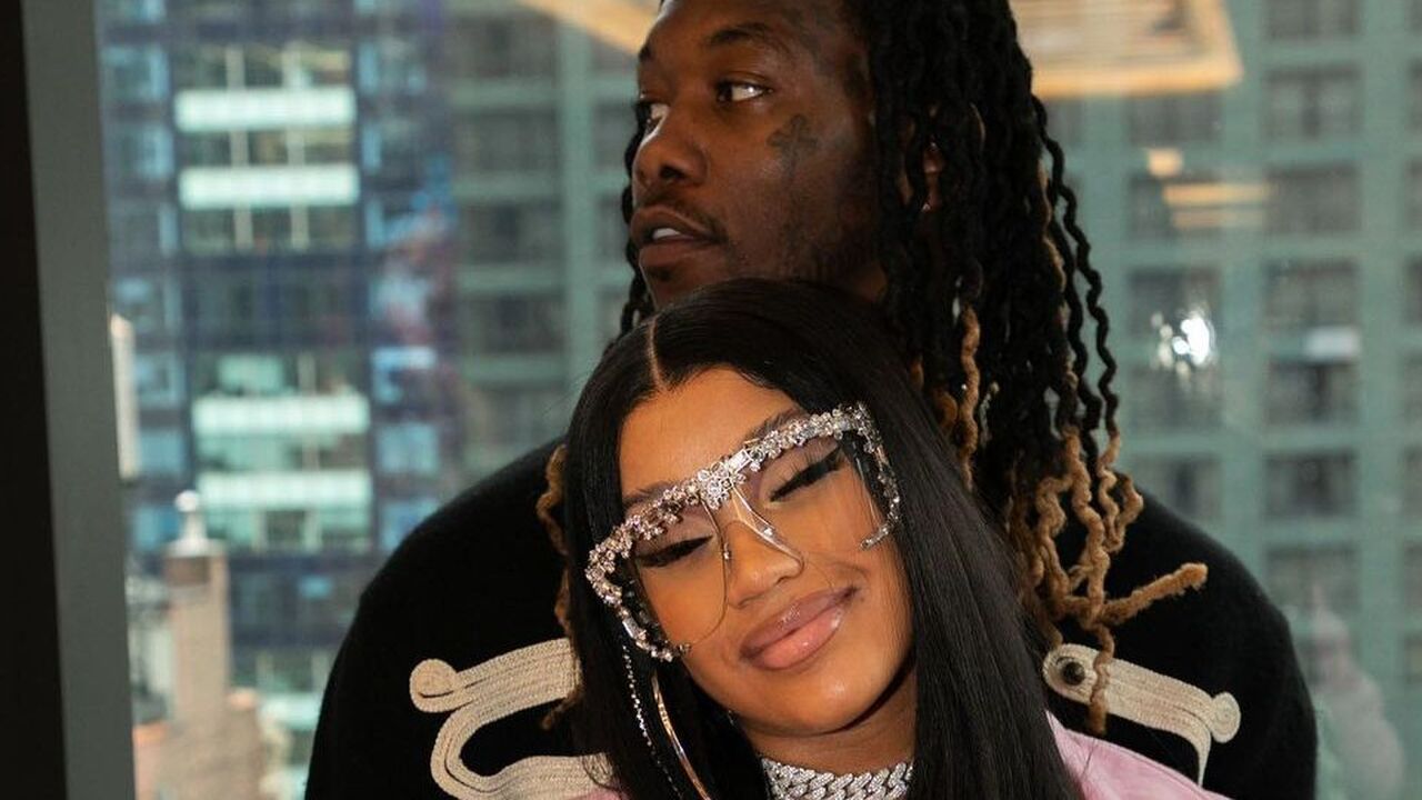 cardi b geeft haar vriend een bizar verjaardagscadeau