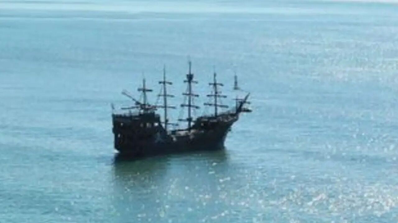 Google Maps gebruiker spot een mysterieus piratenschip