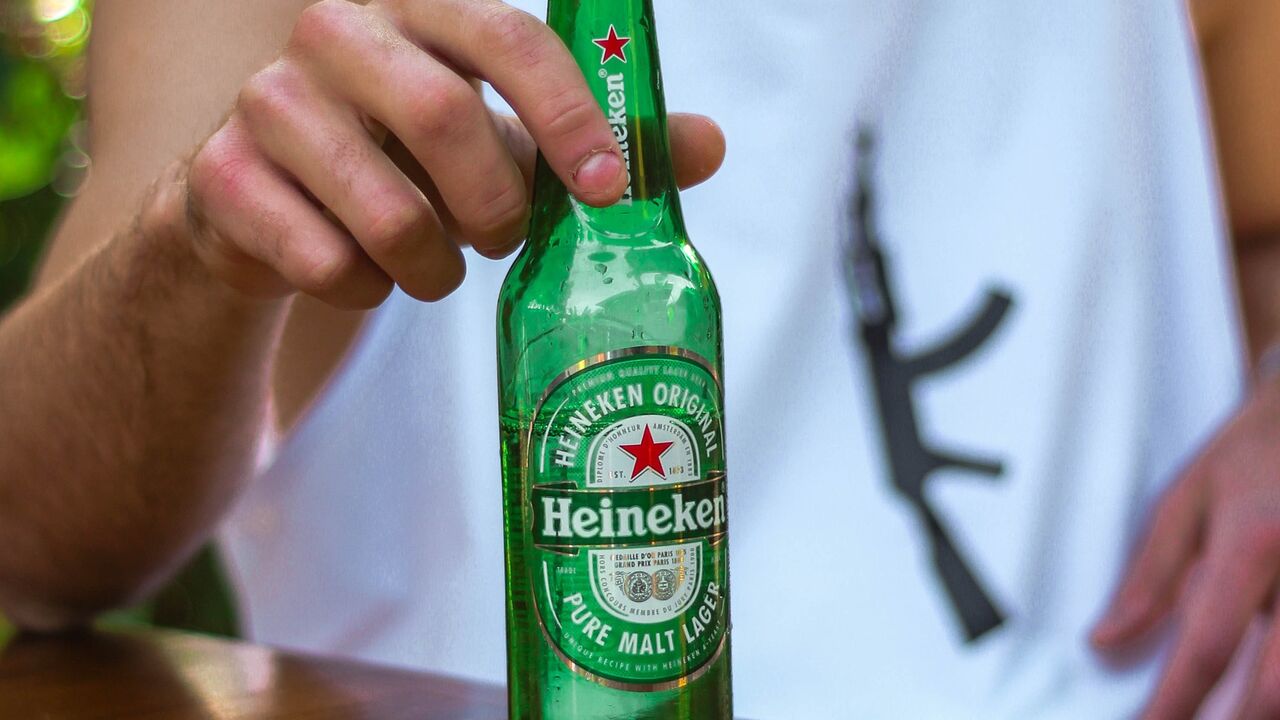 waarom vaak plassen alcohol wc