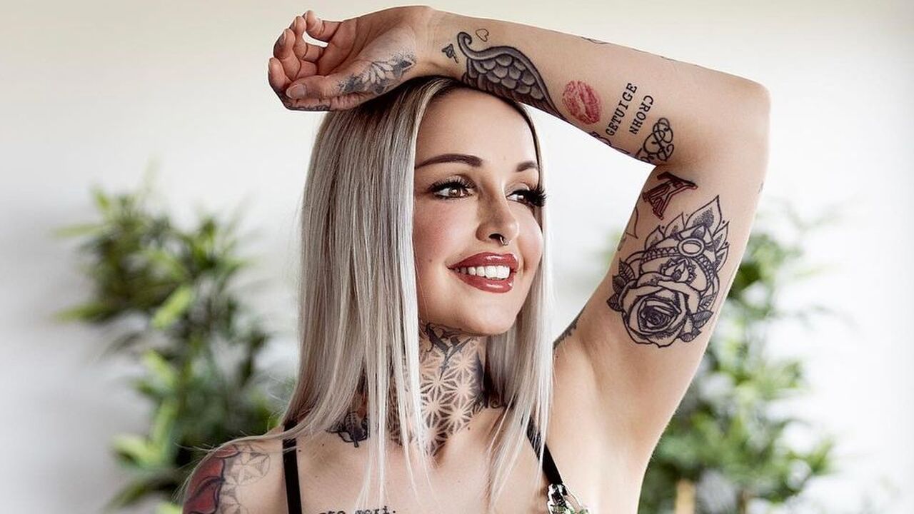 Pommeline Tillière (Temptation Island) zet Instagram in vuur en vlam met een pikante foto