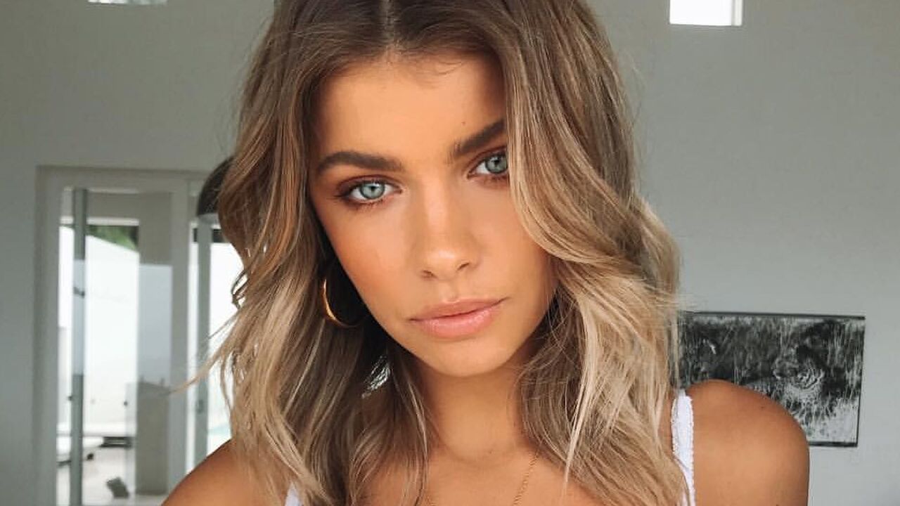 kristina mendonca fotoshoot viral video tiktok instagram