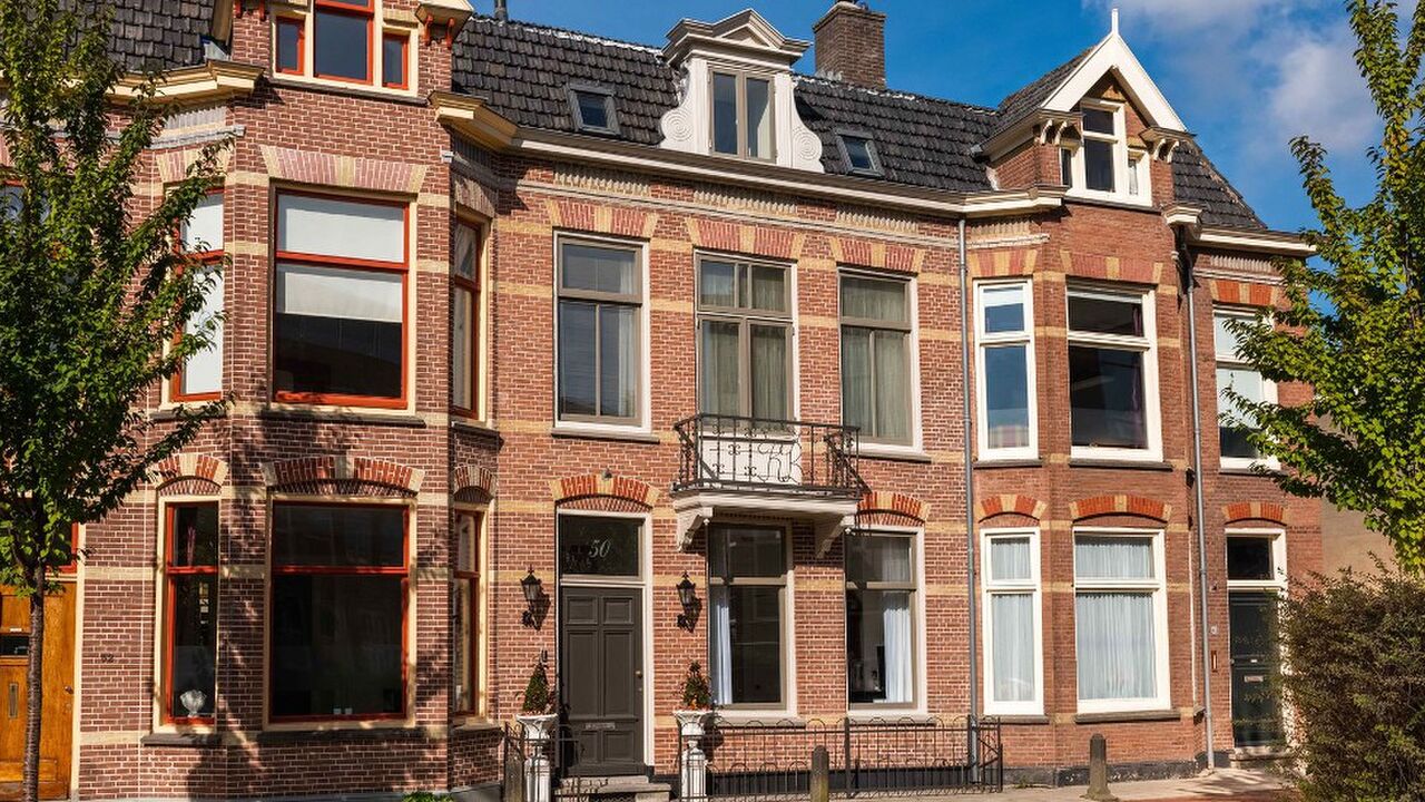 Te koop op Funda: prachtige PIMP-achtige woning in Alkmaar met wijnkelder