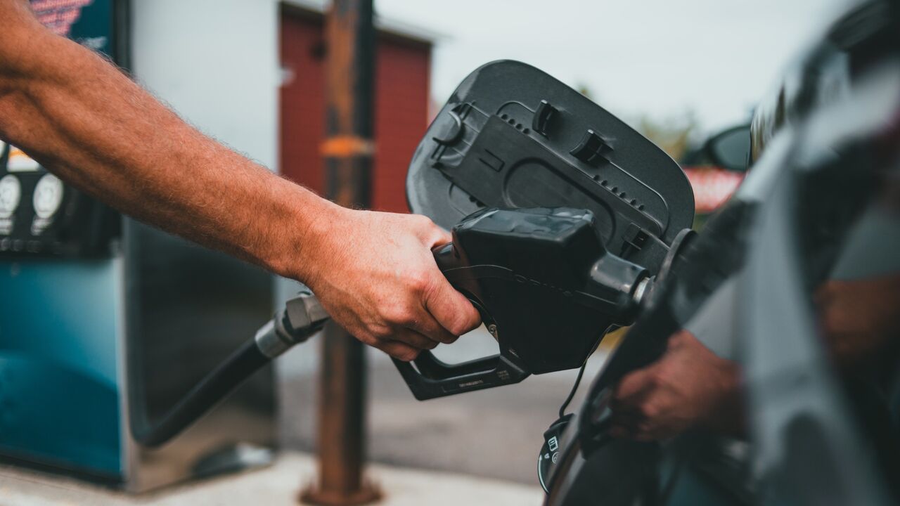 Check deze 7 tips om goedkoop te kunnen blijven tanken