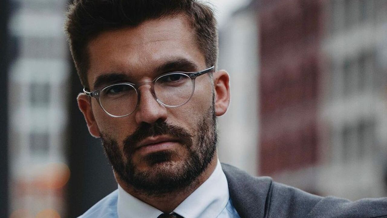 wat vinden vrouwen van brillen bij mannen aantrekkelijk