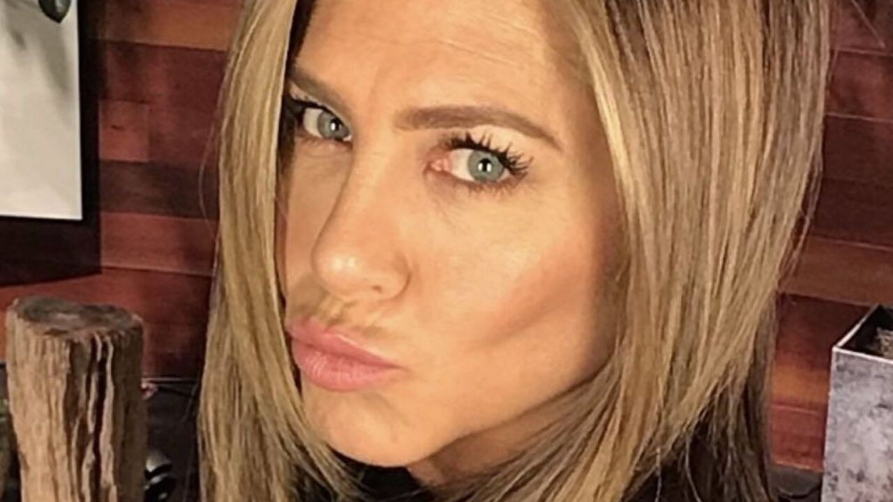 jennifer aniston cover foto leeftijd instagram
