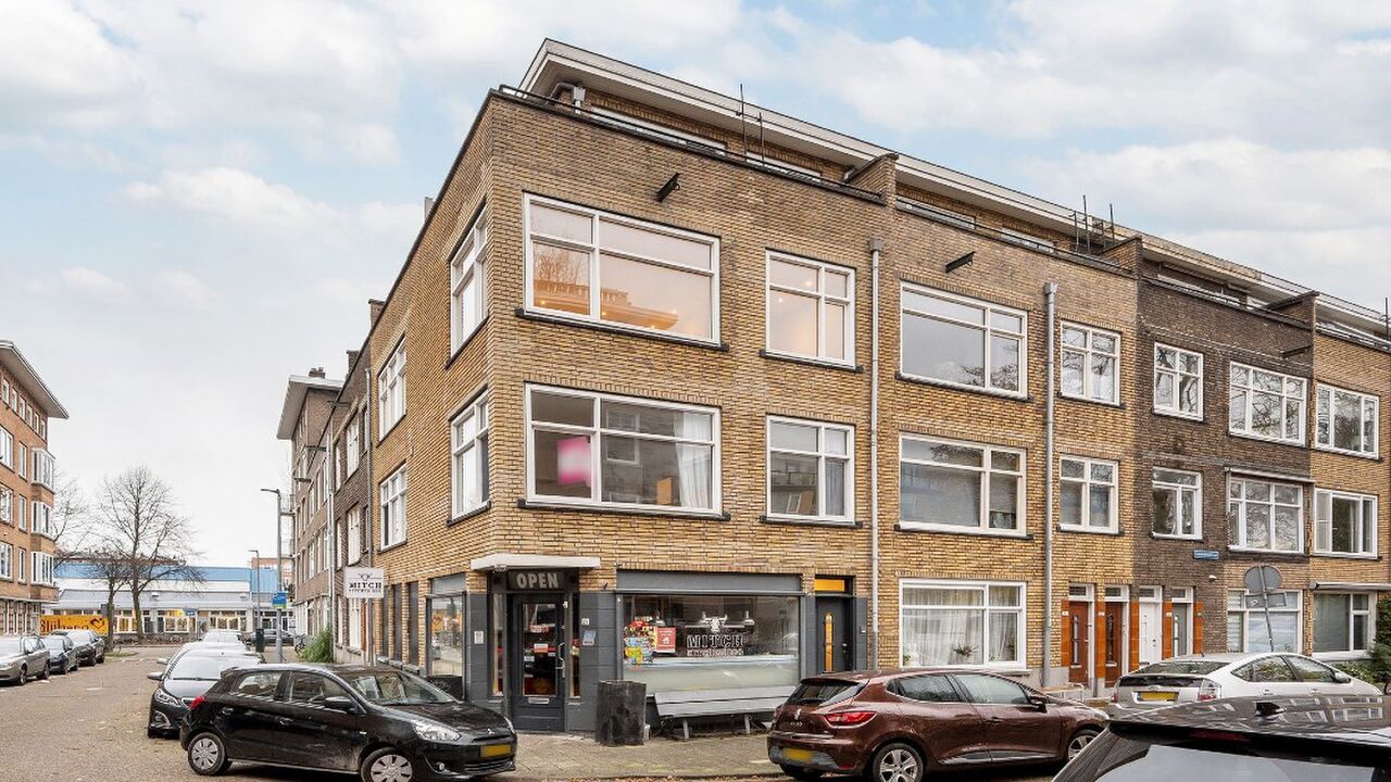 Het luxeappartement van Connie Witteman staat nu te koop op Funda