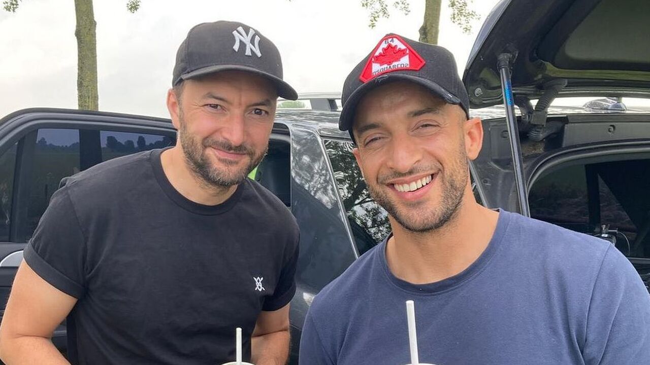 nasrdin dchar instagram gespierd sixpack