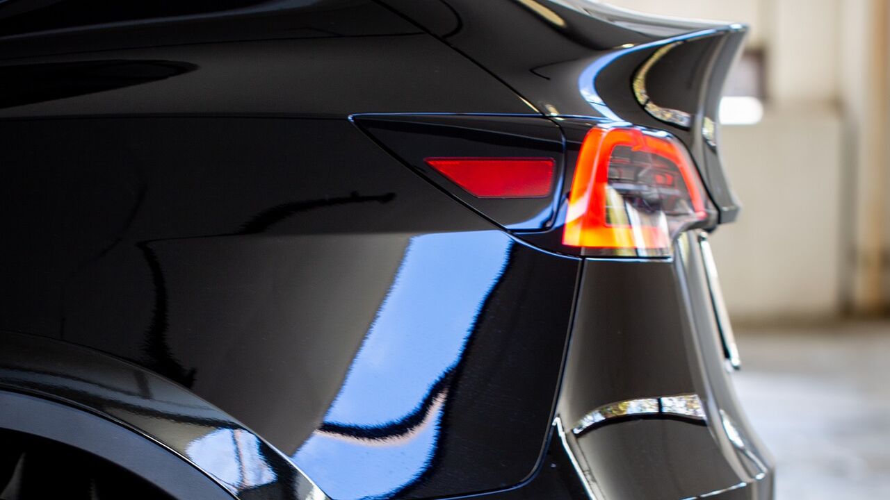 waaro elektrische auto's snel kapot niet te repareren