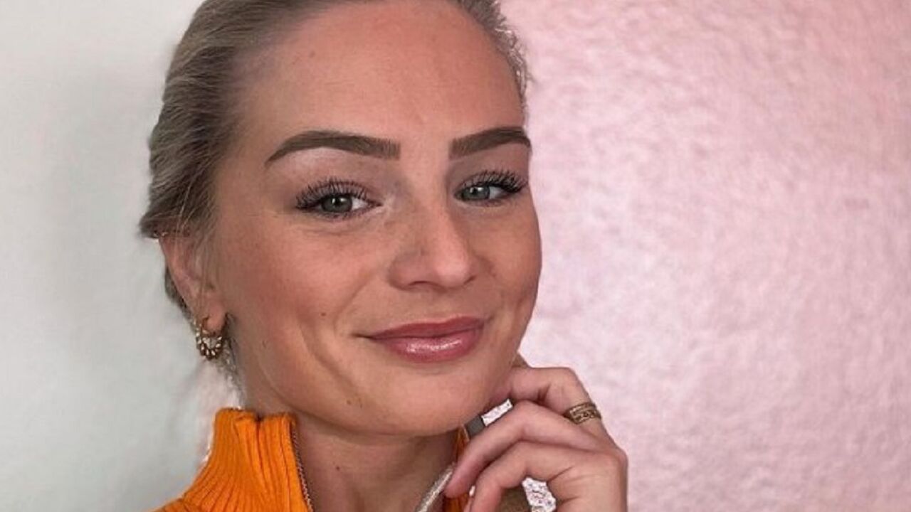 Iris de Waard (Temptation Island) gaat uit de kleren voor pikante fotoshoot