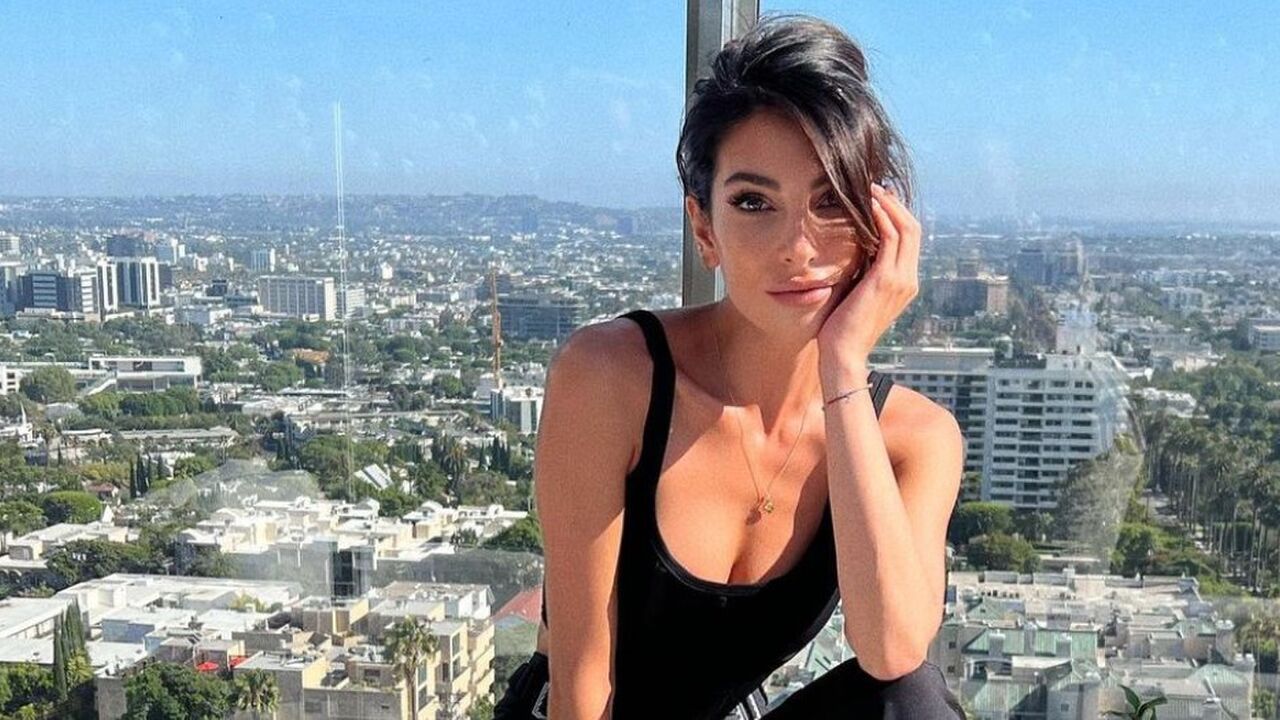 anna-nooshin-bikini-foto-instagram