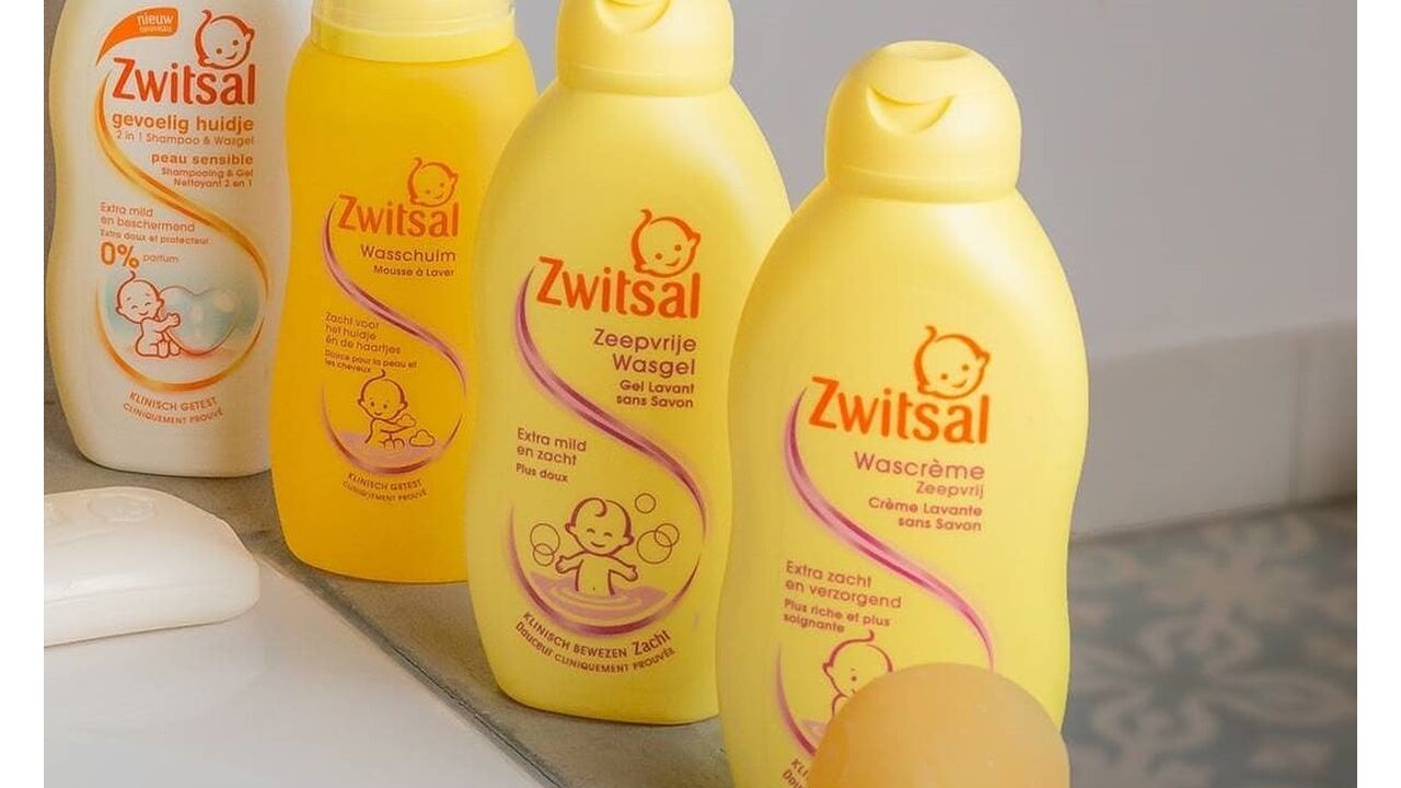 hoeveel kost een baby eerste jaar geld gezin gemiddeld