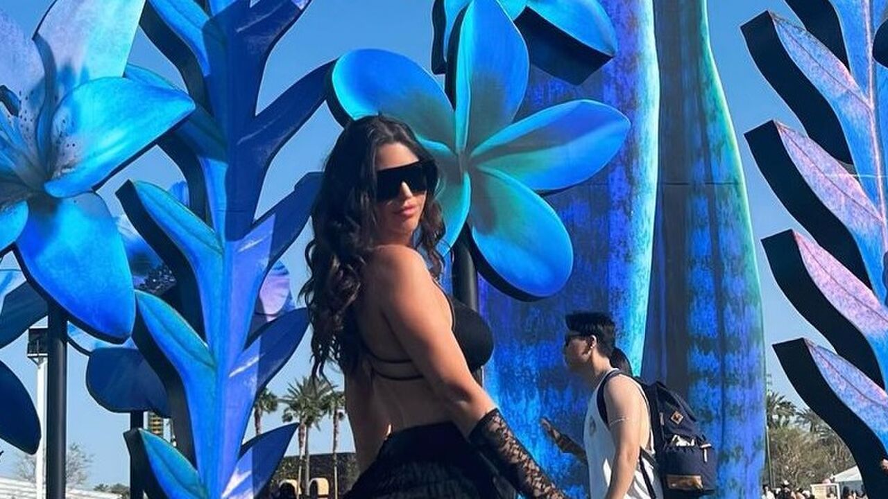 yolanthe cabau van kasbergen coachella outfit instagram