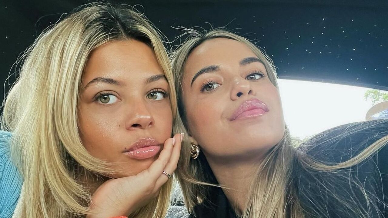 chloe jay lois ex steven bergwijn instagram