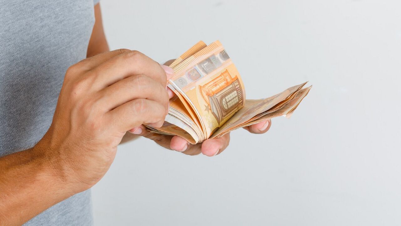 minimumloon stijgt 2023 juli