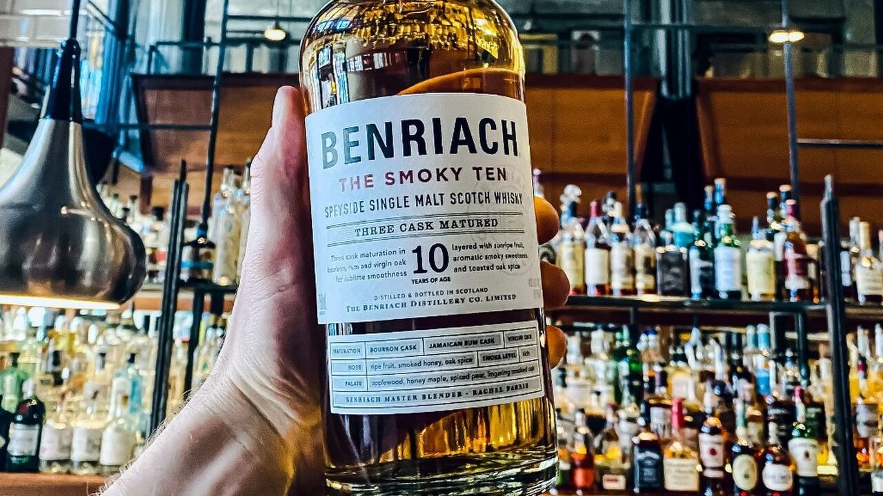 Illustratie voor: Win een plek aan de eetbare tafel van Benriach en ontdek de whisky flavours uit het Schotse Speyside