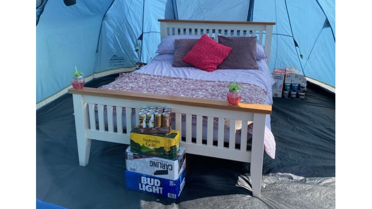 Tweepersoonsbed Glastonbury