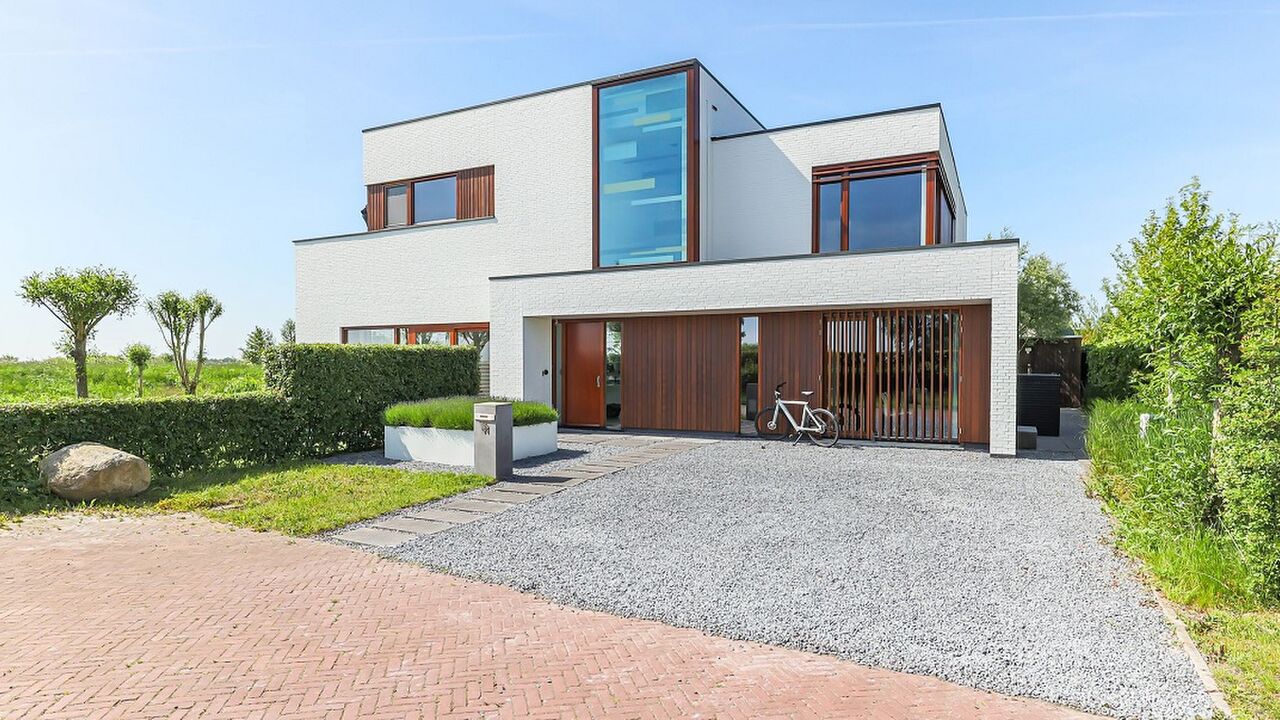 funda villa groningen te koop
