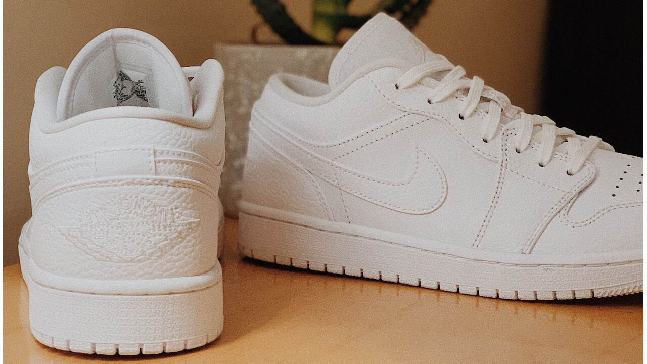 Witte schoenen