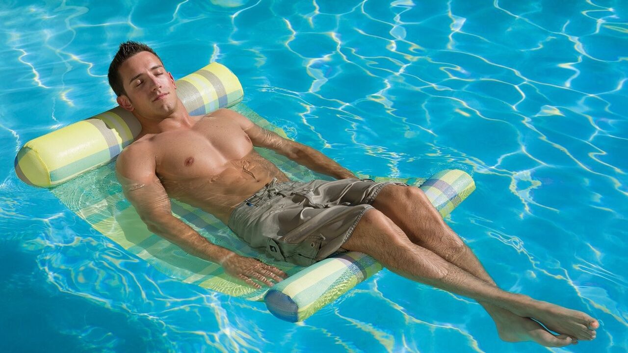waterhangmat action